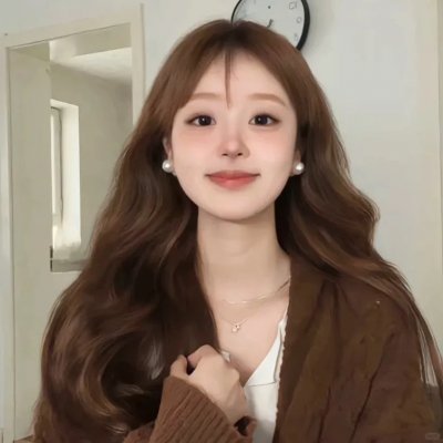 穿着旗袍的女孩